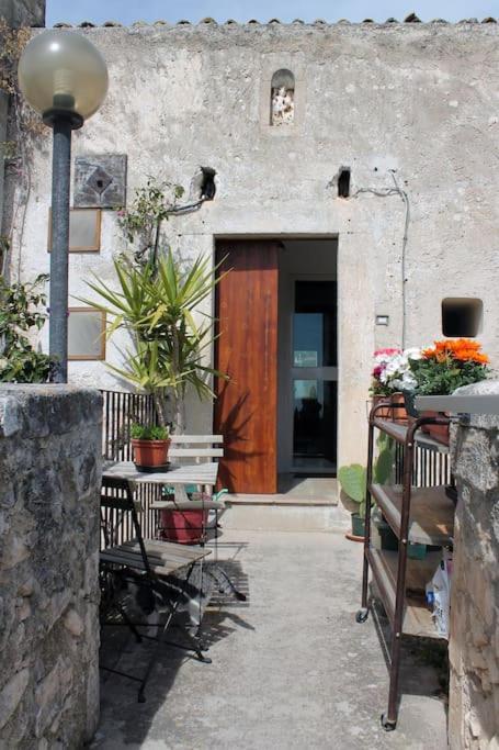 Casa Masseria Dell'800 Gargano. Le Mignole Монте-Сант'Анджело Екстер'єр фото